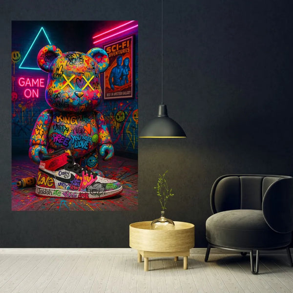 Touteladeco / Toile / Tableau / 
ours graffiti / ourson pop art / tableau street art / néons rétro / cinéma rétro / graffiti coloré / tableau déco urbaine / art moderne / sneaker customisée / game on