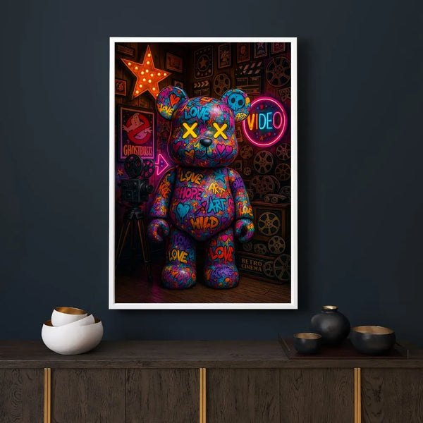 Touteladeco / Tableau / Toile / tableau ourson graffiti / teddy bear street art / déco cinéma rétro / art mural coloré / love art hope wild / néon vidéo / affiche ghostbusters / ambiance pop art / ourson lumineux / décoration urbaine moderne