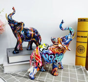 figurine / elephant / nordique / graffiti / decoration / design / résine / collection