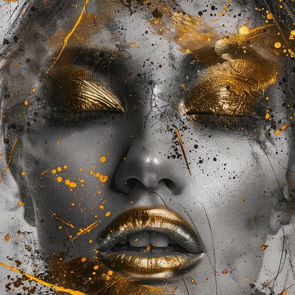 Touteladeco / Toile / Tableau / tableau femme dorée / art contemporain noir et or / décoration glamour / portrait féminin moderne / toile murale élégante