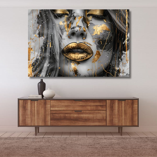Touteladeco / Toile / Tableau / tableau femme or / art portrait féminin / toile contemporaine glamour / décoration murale élégante / visage doré sensualité